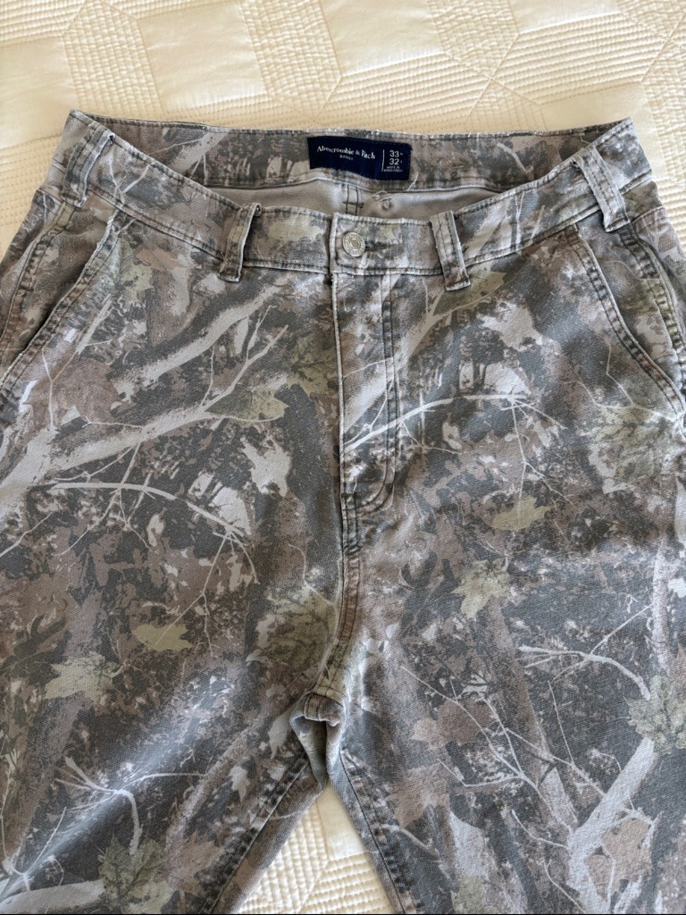 Abercrombie & Fitch camo gray brown carpenter pants